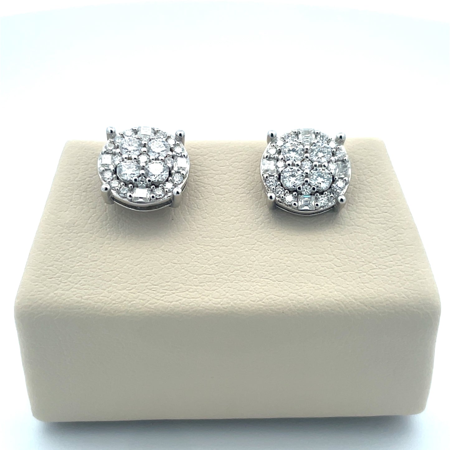 Flower VVS Moissanite Diamond Earrings