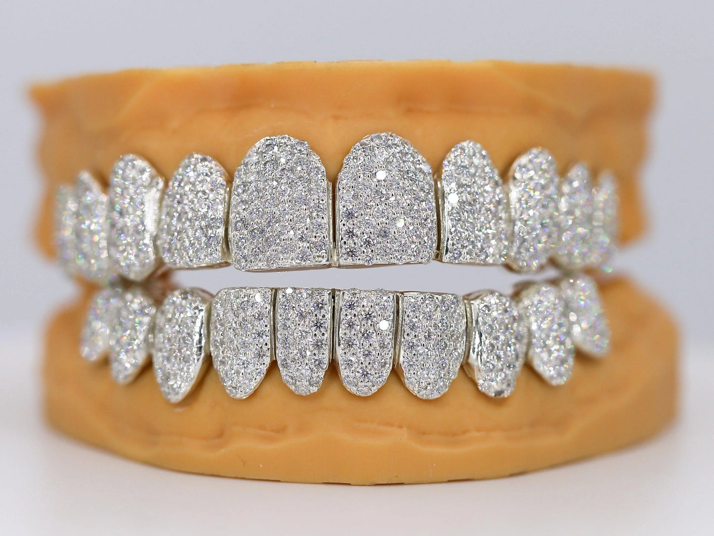 Custom Permanent VVS Moissanite Grillz
