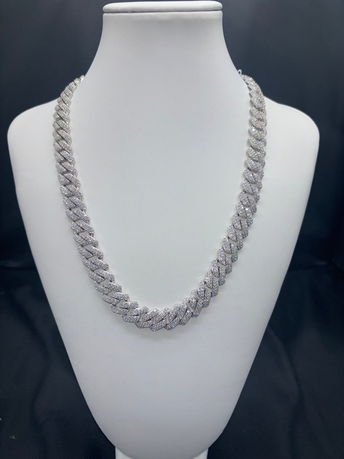 22" Cuban VVS Moissanite Diamond 12mm